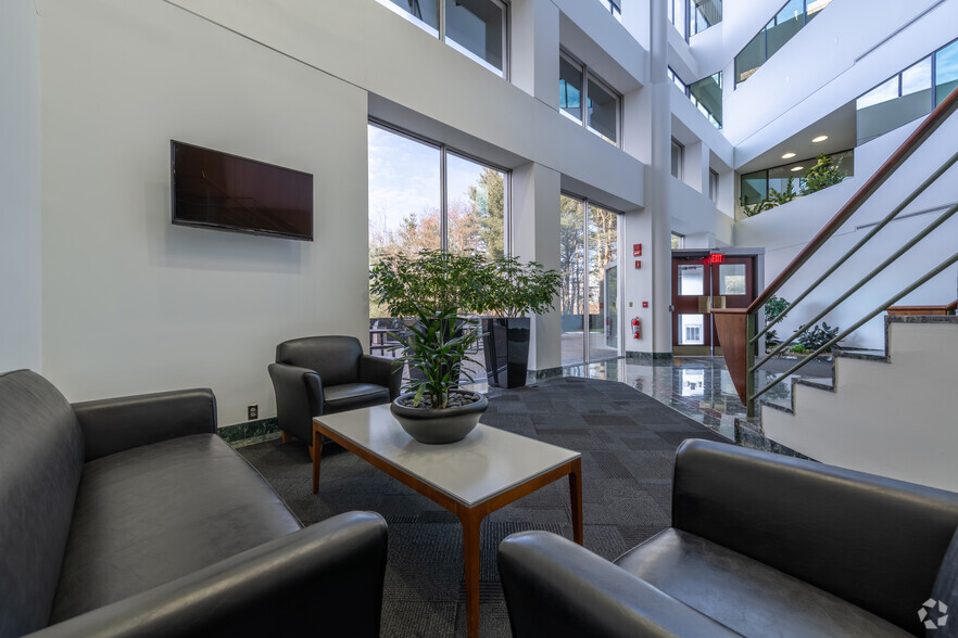 More Photos Of 492 Old Connecticut Path, Framingham Office For Sale