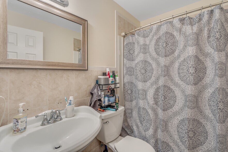 185 Hackensack Plank Rd, Weehawken, NJ 07086 Apartments For Sale