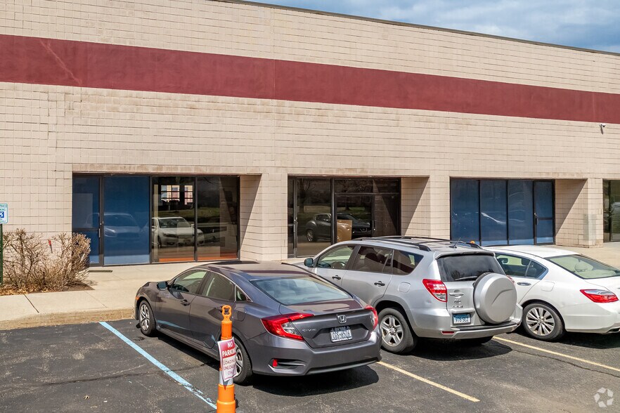 More Photos Of 300 Corporate Dr, Blauvelt Office For Lease