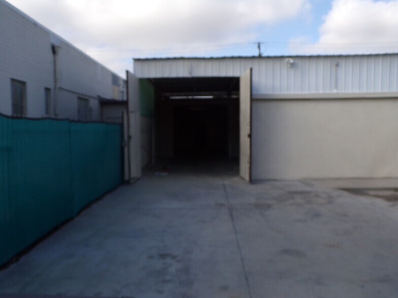 More Photos Of 1801 1st Street St, San Fernando Manufacturing For Sale
