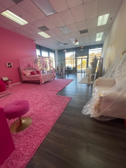 More Photos Of 801-829 Southern Ave, Oxon Hill Unknown For Lease