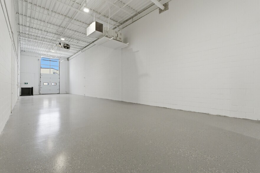More Photos Of 397 Humberline Dr, Toronto Warehouse For Sale