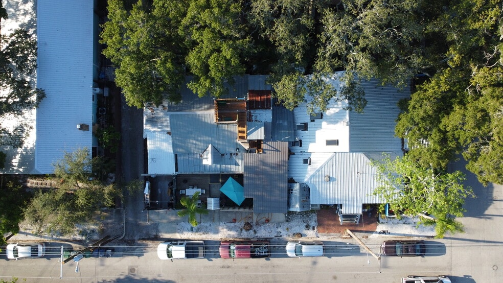 More Photos Of 3109 N Ola Ave, Tampa Hospitality For Sale