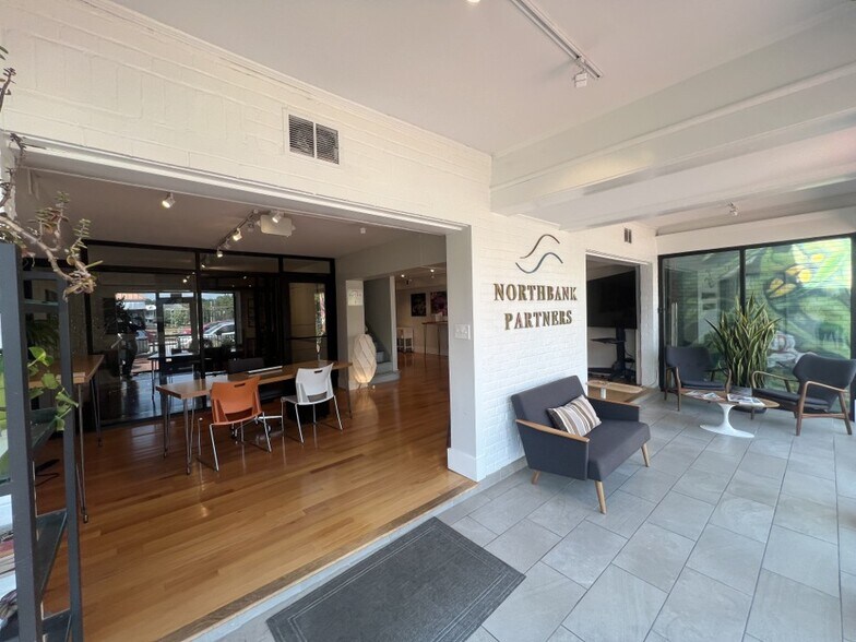 More Photos Of 3463-3465 W Cary St, Richmond Office For Lease