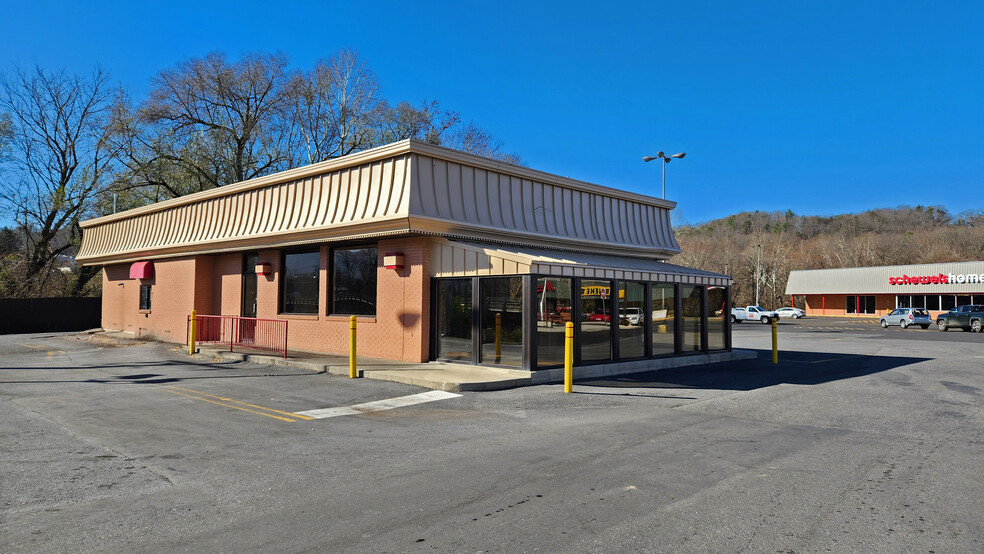 Primary Photo Of 1310 S Craig Ave, Covington Fast Food For Lease