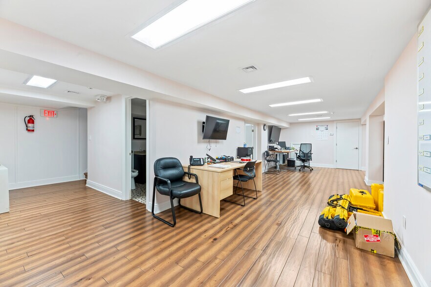 More Photos Of 330 New Brunswick Ave, Fords Office For Sale