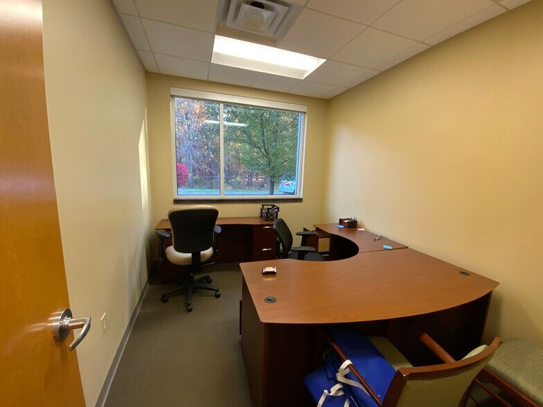 More Photos Of 4126 N Holland Sylvania Rd, Toledo Medical For Lease