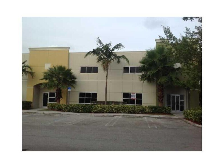 More Photos Of 1835 NW 112th Ave, Miami Warehouse For Lease