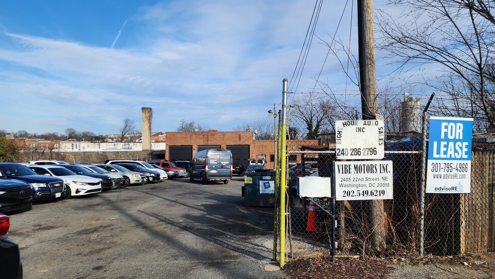 More Photos Of 2405 22nd St NE, Washington Auto Repair For Sale