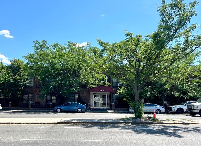 More Photos Of 94-20 Astoria Blvd, Flushing Apartments For Sale