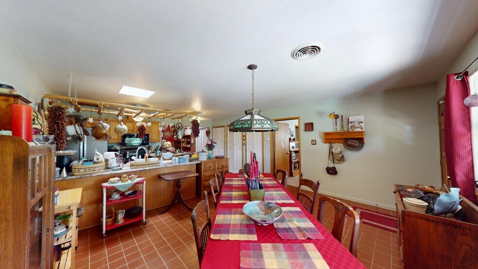 More Photos Of 1804 E College Blvd, Roswell General Retail For Sale