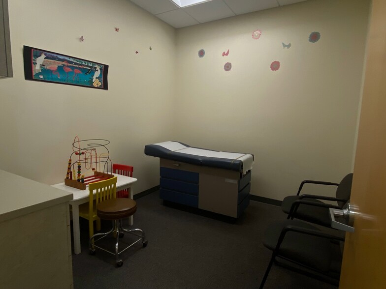 More Photos Of 200 Joe Figueres Ave SUITE 340 (UNIT 312), San Jose Medical For Sale