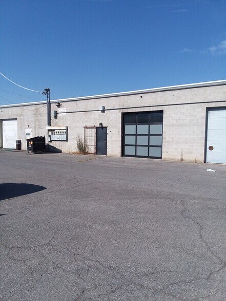 More Photos Of 3007-3023 S West Temple, Salt Lake City Light Manufacturing For Lease