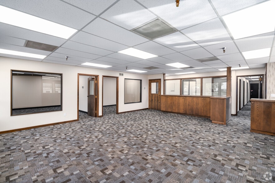 More Photos Of 6455 NE Columbia Blvd, Portland Warehouse For Lease