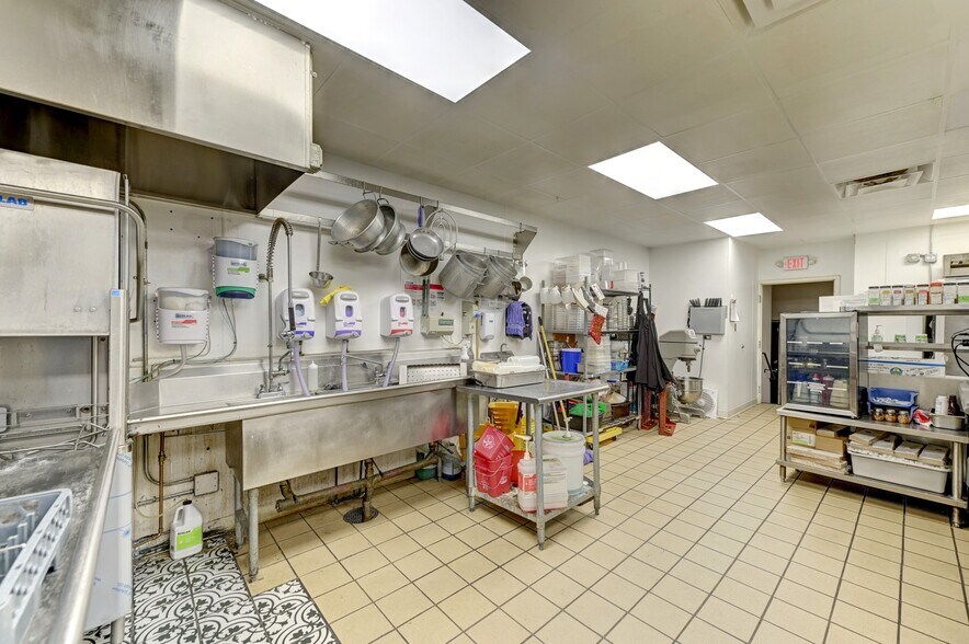 More Photos Of 3325 Ridge Rd, Lansing General Retail For Sale
