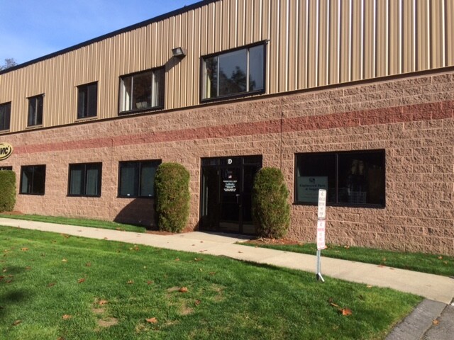 More Photos Of 17 Parkridge Rd, Haverhill Warehouse For Lease