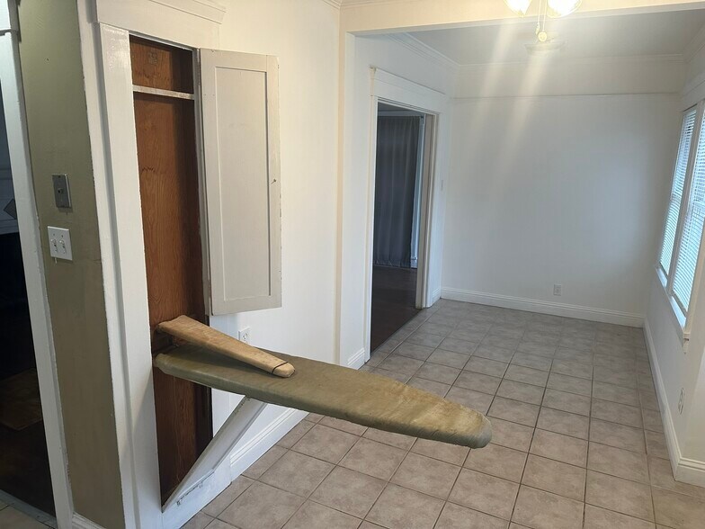More Photos Of 150 W Stadium Dr, Stockton Apartments For Sale