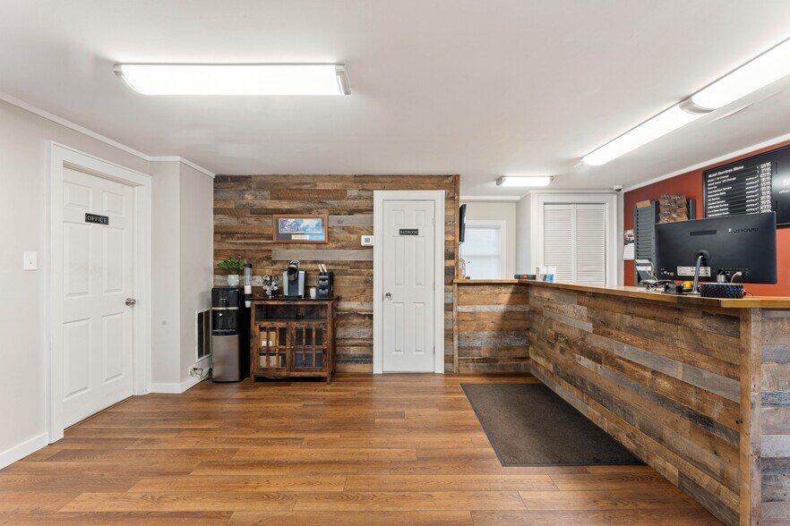 More Photos Of 141 Lincoln Blvd, Middlesex Auto Repair For Sale