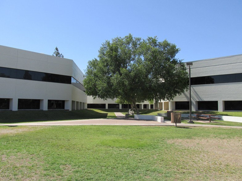 More Photos Of 1347 N Alma School Rd, Chandler Office For Sale