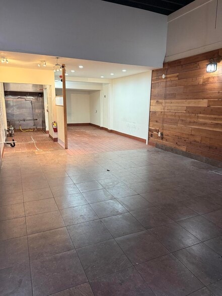 More Photos Of 1235-1241 Park St, Alameda Storefront For Lease