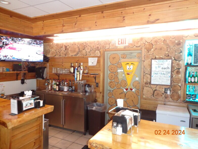 More Photos Of 2570 N Saint Helen Rd, Saint Helen Restaurant For Sale