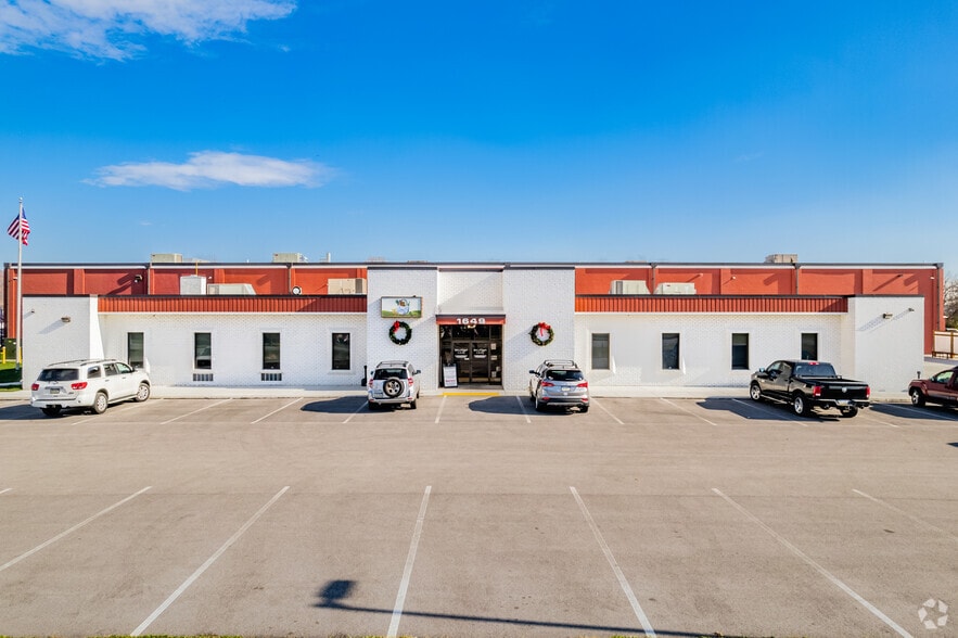 More Photos Of 1649 Broadway, Hanover Light Manufacturing For Sale
