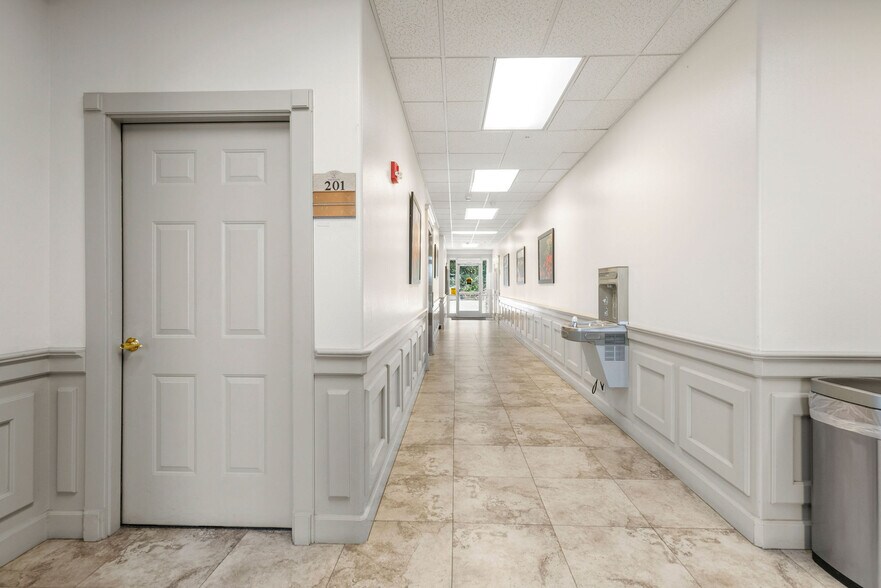 More Photos Of 3204-3210 N Canyon Rd, Provo Office For Sale