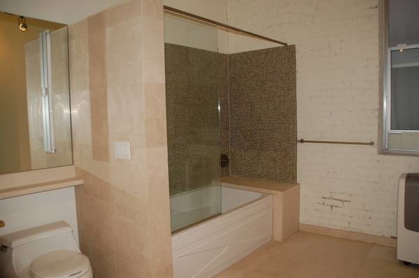 More Photos Of 8 Brooks Ave, Venice Apartments For Lease
