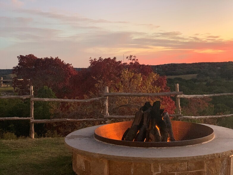 More Photos Of 6000 Tucker Dr, Weatherford Winery Vineyard For Sale