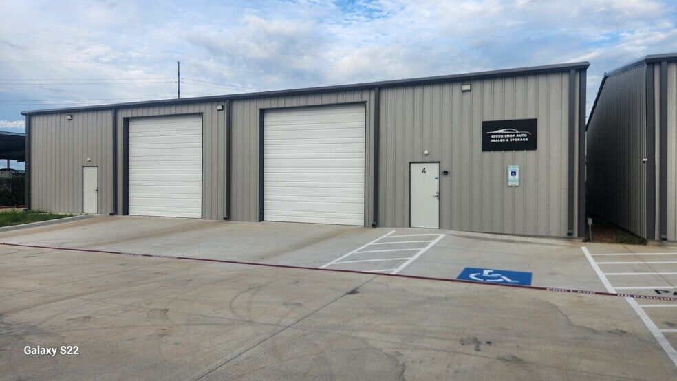 More Photos Of 14566 Industrial Park, Aubrey Warehouse For Sale