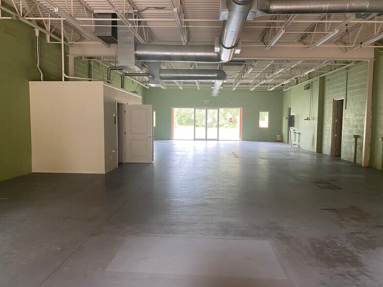 More Photos Of 128 Marion Oaks Blvd, Ocala Storefront Retail Office For Lease