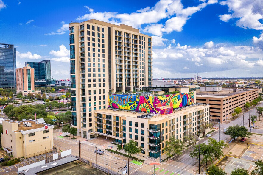 More Photos Of 1515 Austin, Houston Apartments For Lease