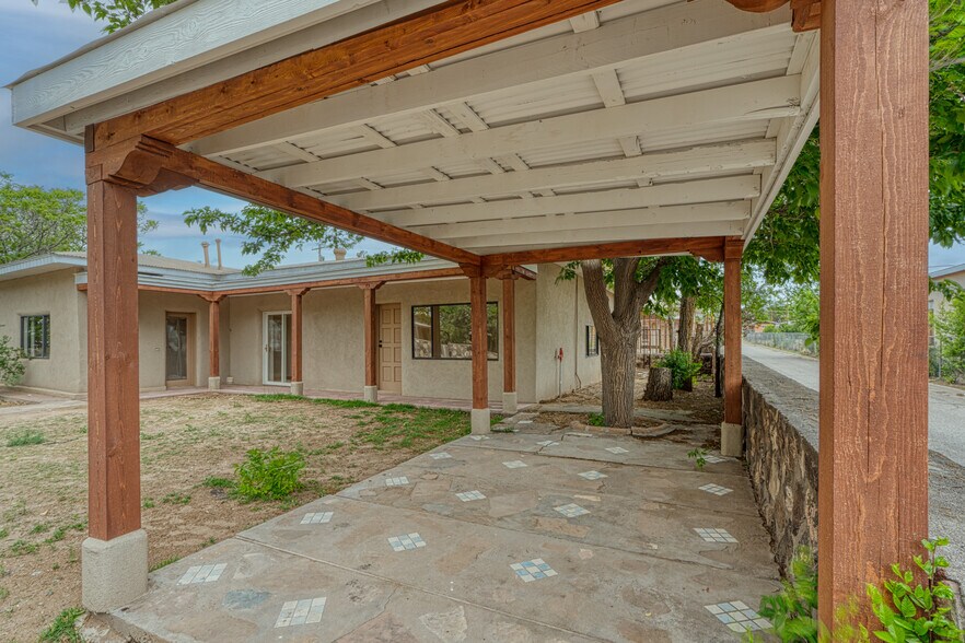 More Photos Of 720-724 School St, Espanola Apartments For Sale