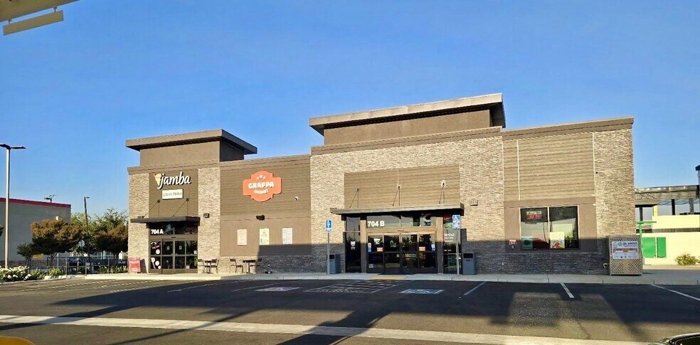 Primary Photo Of 710 N Jack Tone Rd, Ripon General Retail For Sale