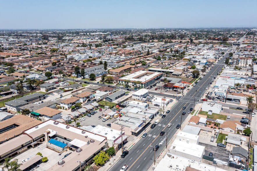 More Photos Of 17819-17827 Clark Ave, Bellflower Storefront Retail Residential For Sale