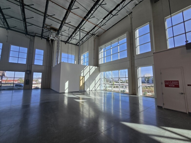 More Photos Of 23840-23842 Rider St, Perris Distribution For Lease