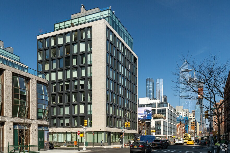 More Photos Of 155 10th Ave, New York Apartments For Lease