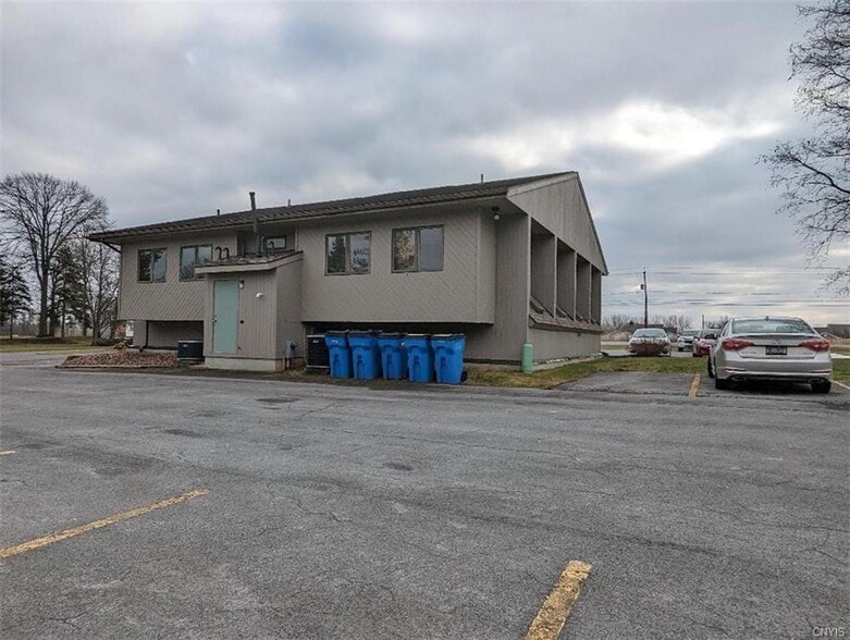 More Photos Of 4955 W Taft Rd, Liverpool Medical For Sale