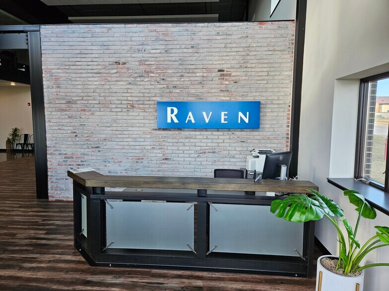 More Photos Of 1115 S Bell Ave, Ames Warehouse For Lease