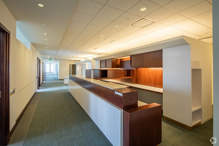 Photo of 39th Floor Ste 