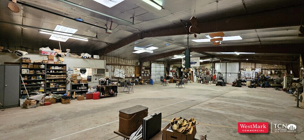 More Photos Of 12901 Avenue J, Lubbock Warehouse For Sale