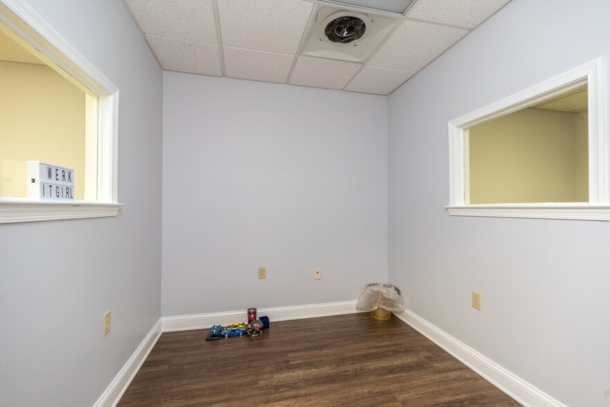 More Photos Of 600 E Main St, Lansdale Office Residential For Sale