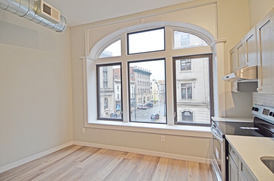 More Photos Of 136 Washington St, Paterson Apartments For Sale