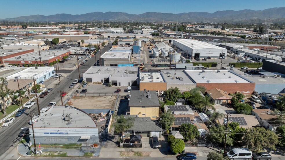 More Photos Of 11853 Hart St, North Hollywood Multifamily For Sale