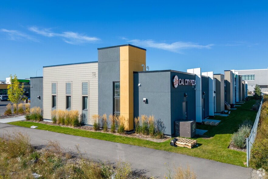 More Photos Of 30 Savanna Cres NE, Calgary Storefront Retail Office For Lease