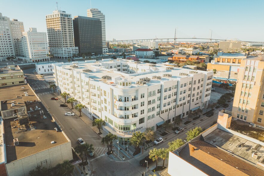 More Photos Of 401 N Chaparral St, Corpus Christi Multifamily For Sale