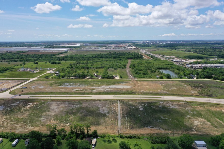 More Photos Of Hwy 146 & Kilgore Pky, Baytown Freestanding For Lease