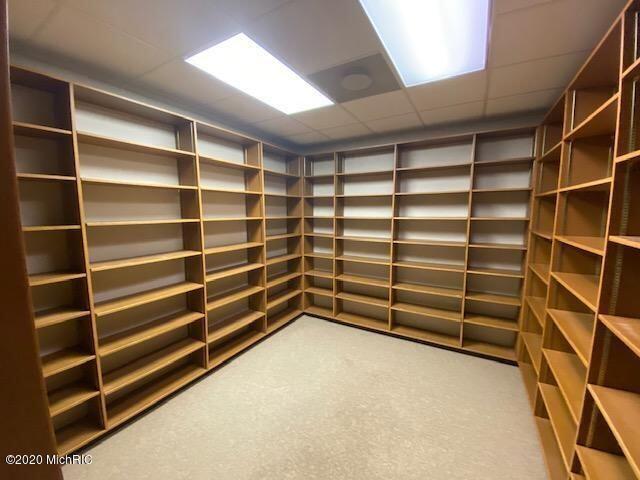 More Photos Of 830 Pleasant St, Saint Joseph Office For Sale