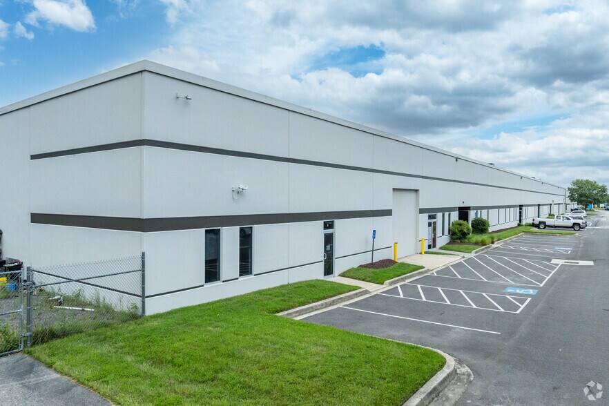 Primary Photo Of 8268 Preston Ct, Jessup Warehouse For Lease