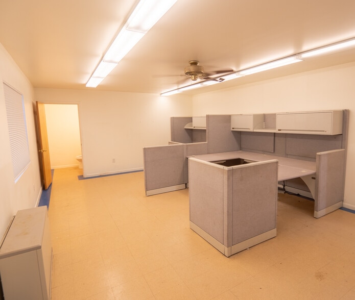 More Photos Of 14088 Interstate 25, Walsenburg Light Manufacturing For Sale